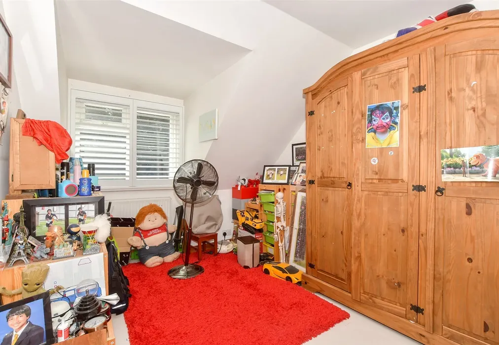 Bedroom 3 - Parsonage Road, Horsham, West Sussex - Wards of Kent