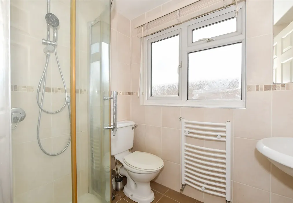 Shower Room - Parsonage Road, Horsham, West Sussex - Wards of Kent