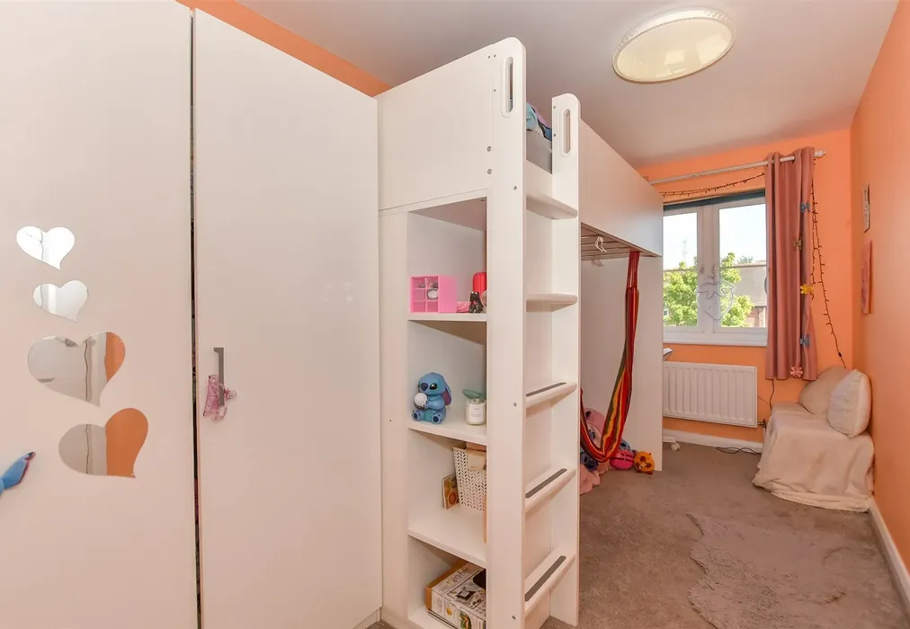 Bedroom 2 - Eccles Row, Eccles, Aylesford, Kent - Wards of Kent