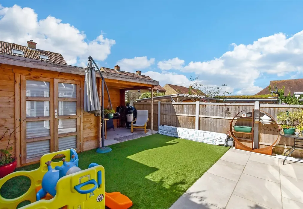 Rear Garden - Eccles Row, Eccles, Aylesford, Kent - Wards of Kent