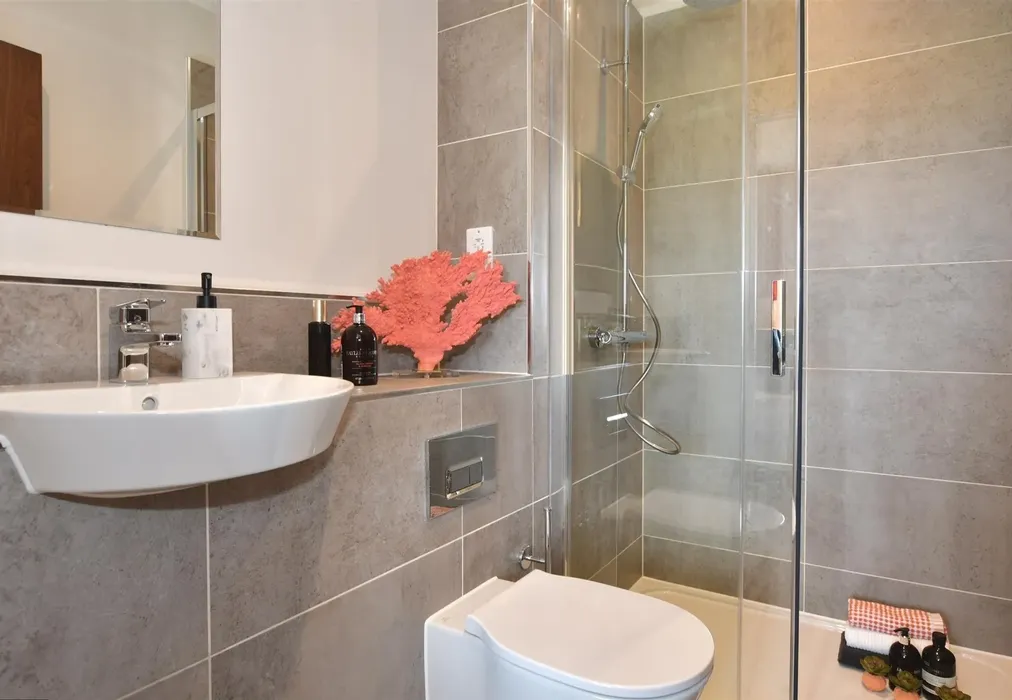 Shower Room - Nassella Gardens, Grasmere Gardens (Phase 1), Chestfield, Whitstable, Kent - Wards of Kent
