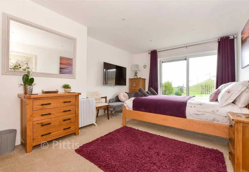 Bedroom - Grange Road, Sandown, Isle of Wight - Wards of Kent