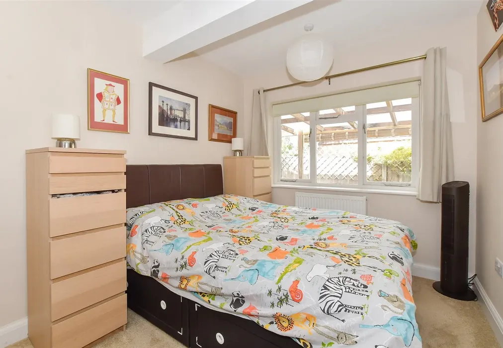 Bedroom 3 - St. John's Avenue, Leatherhead, Surrey - Wards of Kent