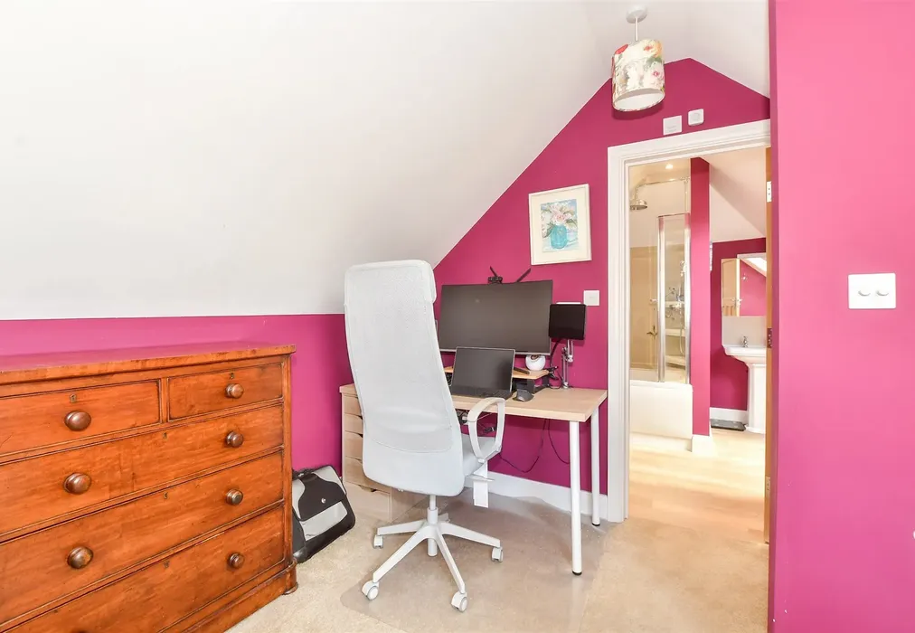 Bedroom 1 - St. John's Avenue, Leatherhead, Surrey - Wards of Kent