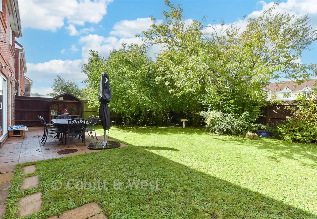 Rear Garden - Foster Lane, Ashington, West Sussex - Wards of Kent