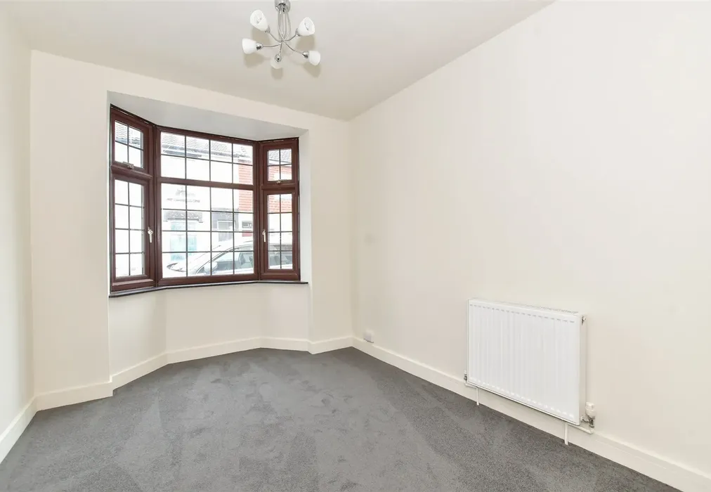 Lounge - Trevor Road, Southsea, Hampshire - Wards of Kent
