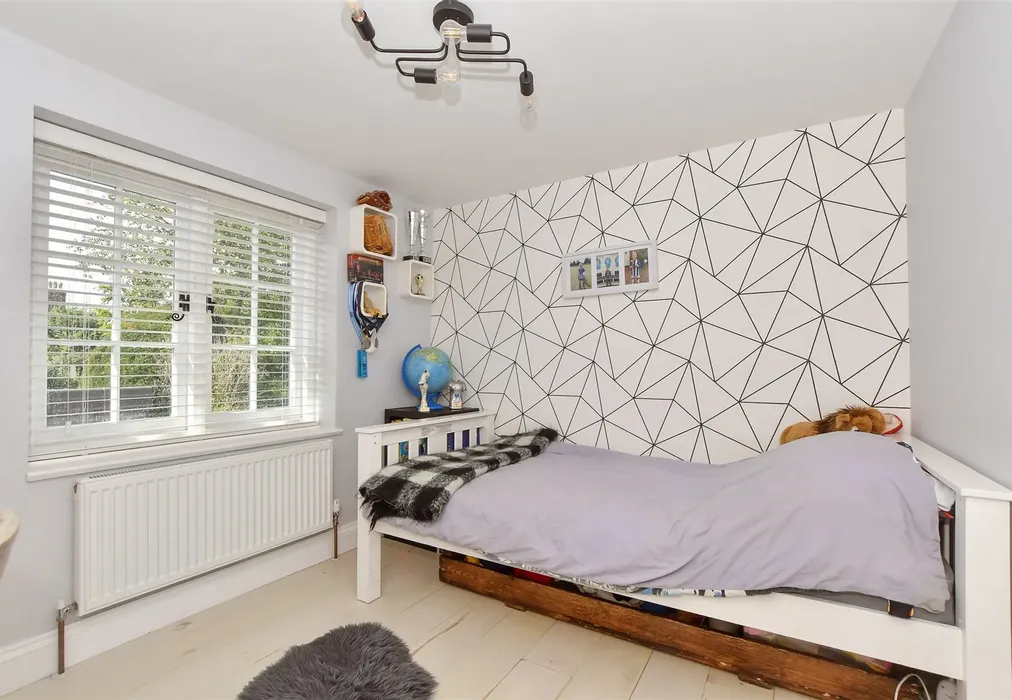 Bedroom 3 - Hunton Road, Chainhurst, Marden, Kent - Wards of Kent