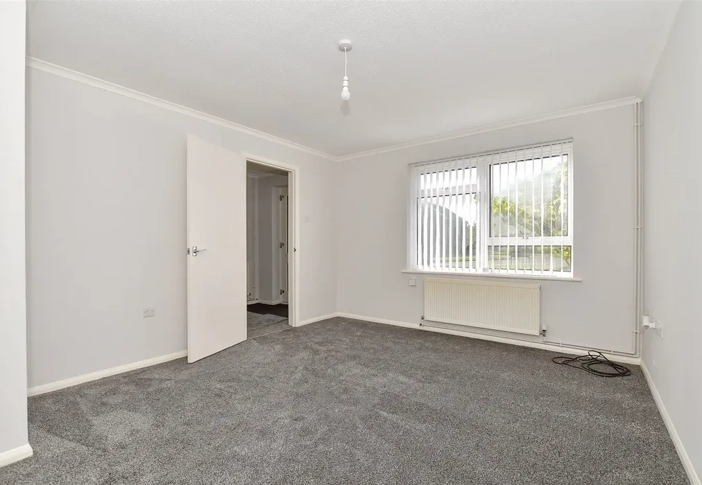 Lounge - Benden Close, Staplehurst, Tonbridge, Kent - Wards of Kent