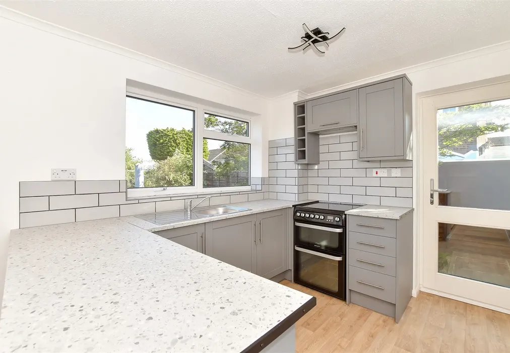 Kitchen/Diner - Benden Close, Staplehurst, Tonbridge, Kent - Wards of Kent