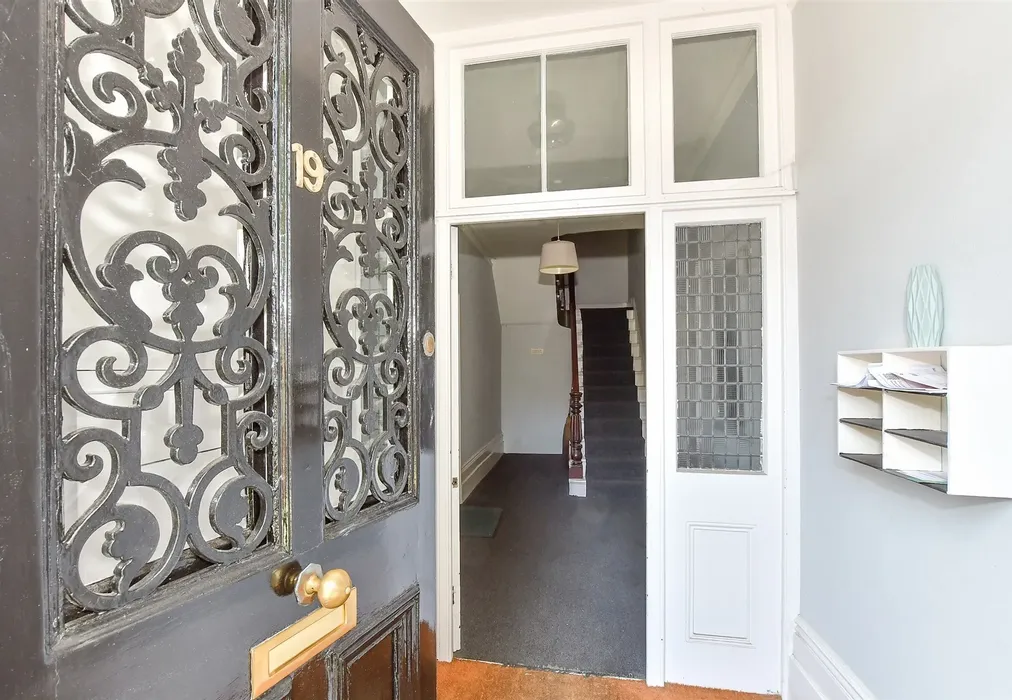 Internal Lifestyle Photograph - Ethelbert Road, Canterbury, Kent - Wards of Kent