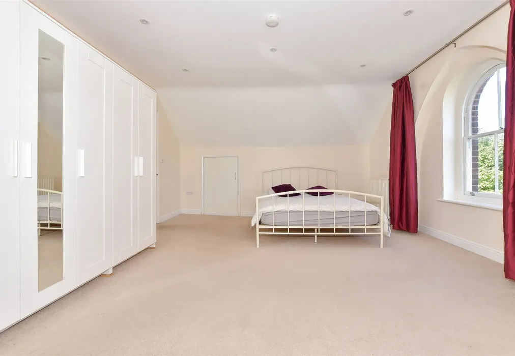 Bedroom - Ethelbert Road, Canterbury, Kent - Wards of Kent