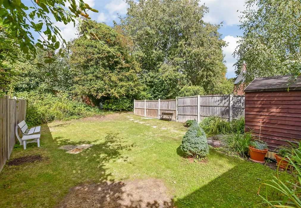 Rear Garden - Ethelbert Road, Canterbury, Kent - Wards of Kent