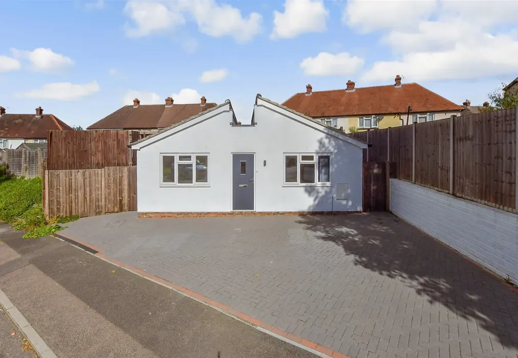 Front Web - Stanhope Close, Maidstone, Kent - Wards of Kent