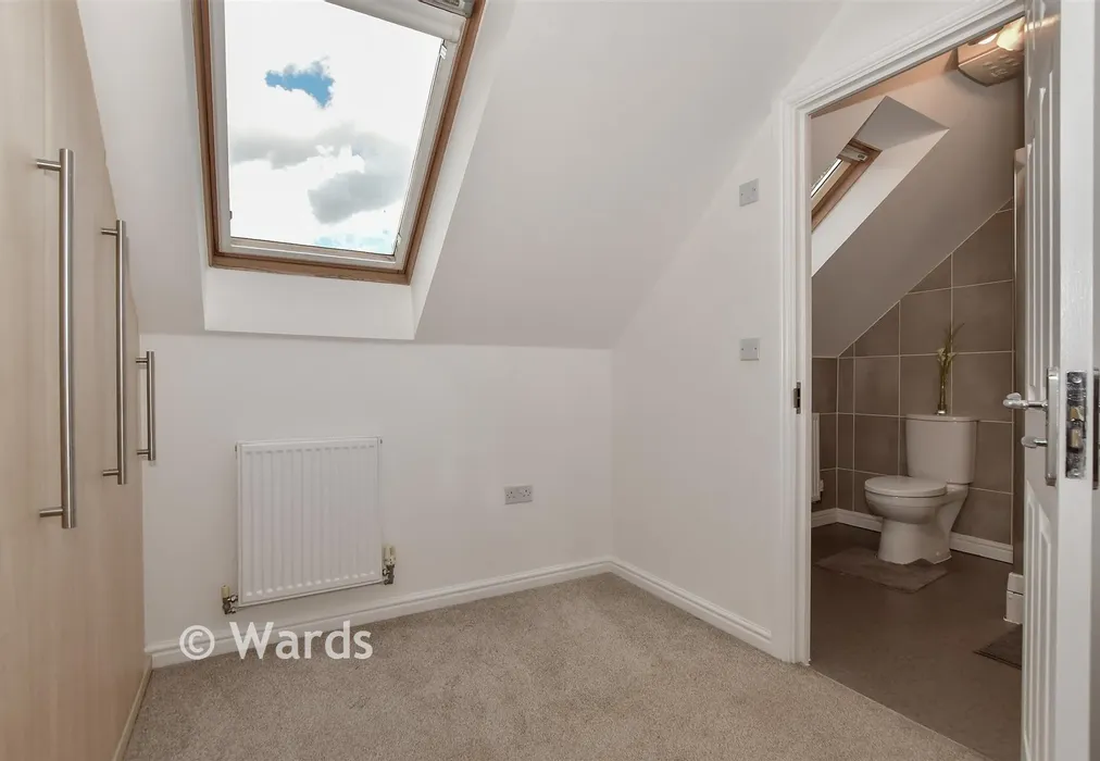 Bedroom 1 - Cantium Place, Snodland, Kent - Wards of Kent