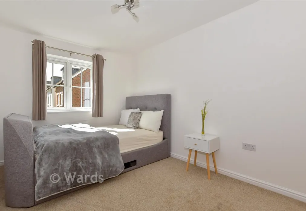 Bedroom 2 - Cantium Place, Snodland, Kent - Wards of Kent