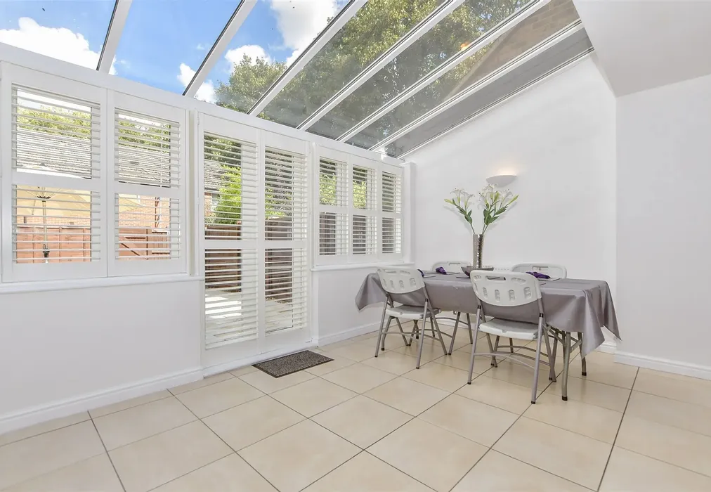Lounge/Diner - Cantium Place, Snodland, Kent - Wards of Kent