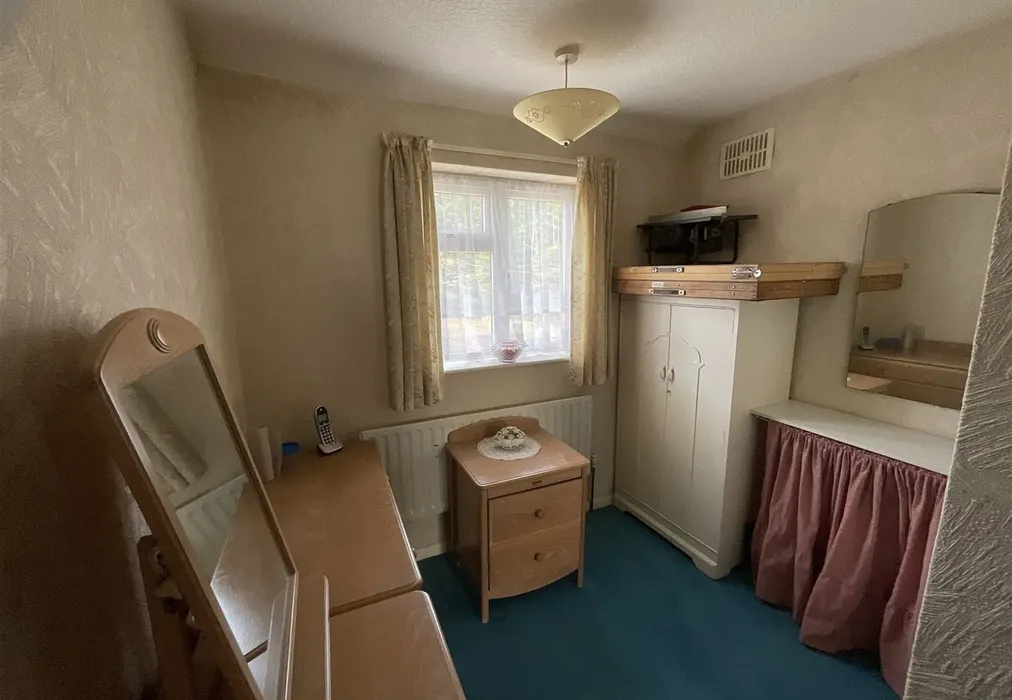 Bedroom - Colyers Lane, Erith, Kent - Wards of Kent