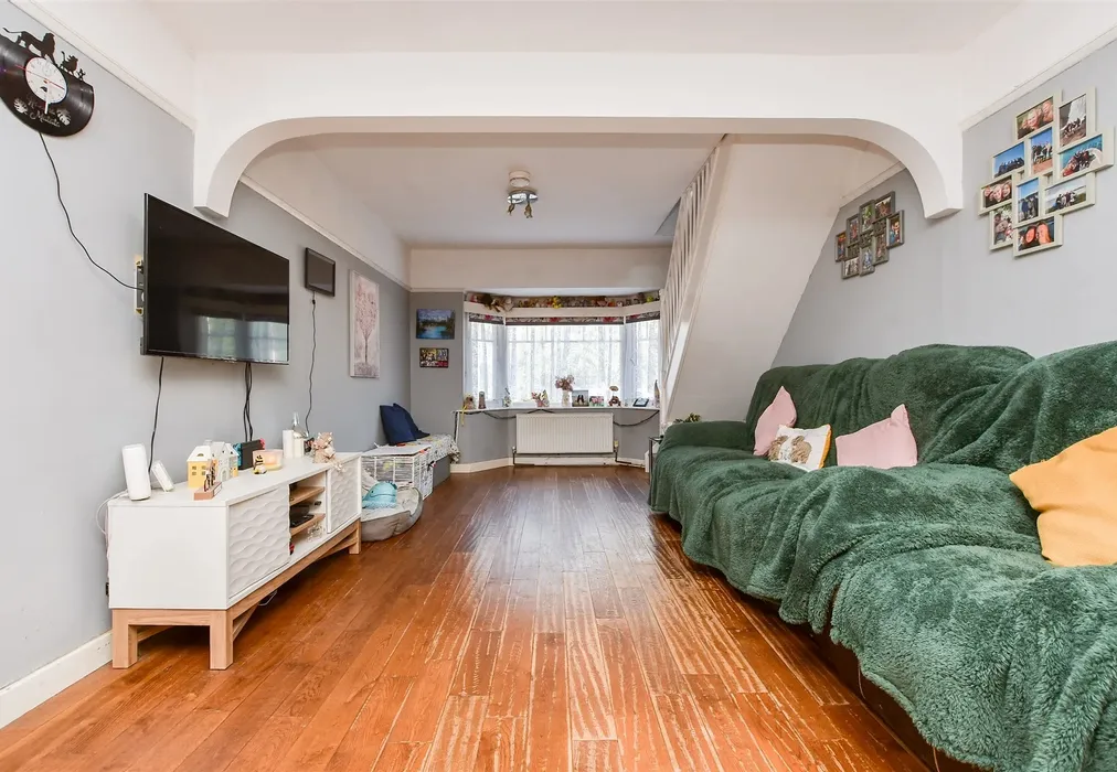 Lounge - Canterbury Road, Birchington, Kent - Wards of Kent