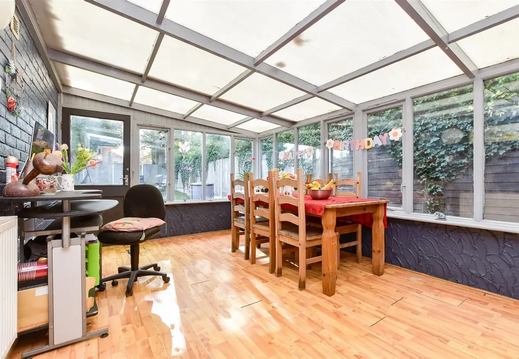 Conservatory - Canterbury Road, Birchington, Kent - Wards of Kent