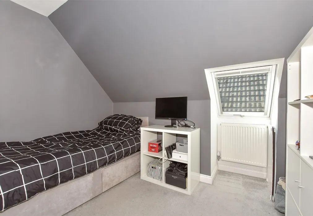 Bedroom 5 - Mickleburgh Avenue, Herne Bay, Kent - Wards of Kent