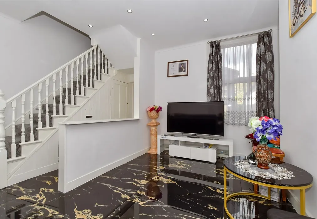 Dining Area - Farmilo Road, Walthamstow - Wards of Kent