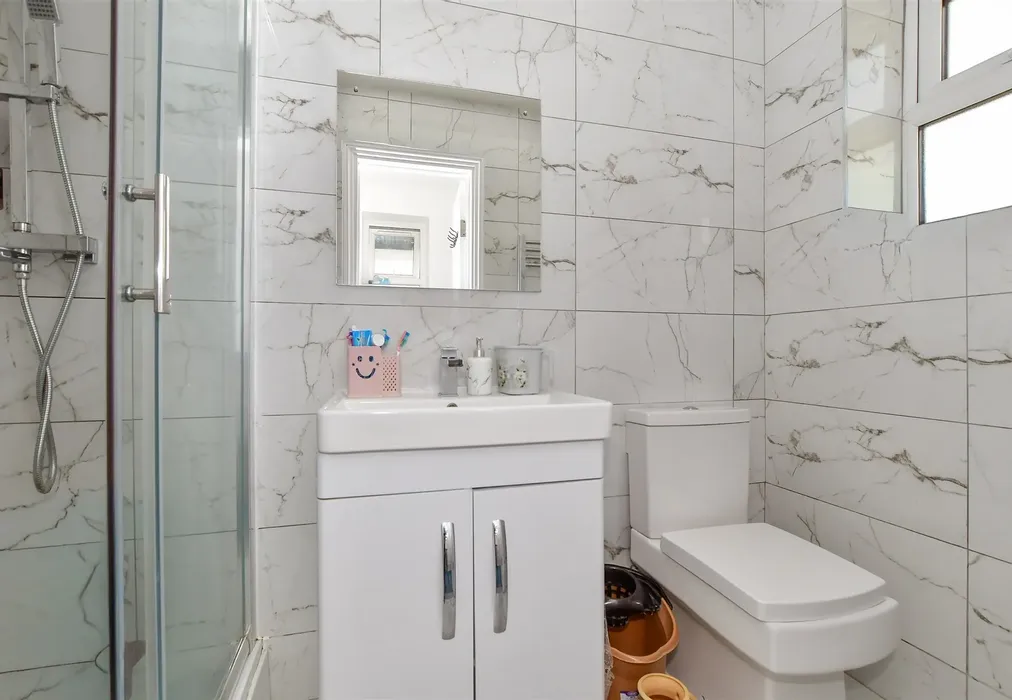 Shower Room - Farmilo Road, Walthamstow - Wards of Kent