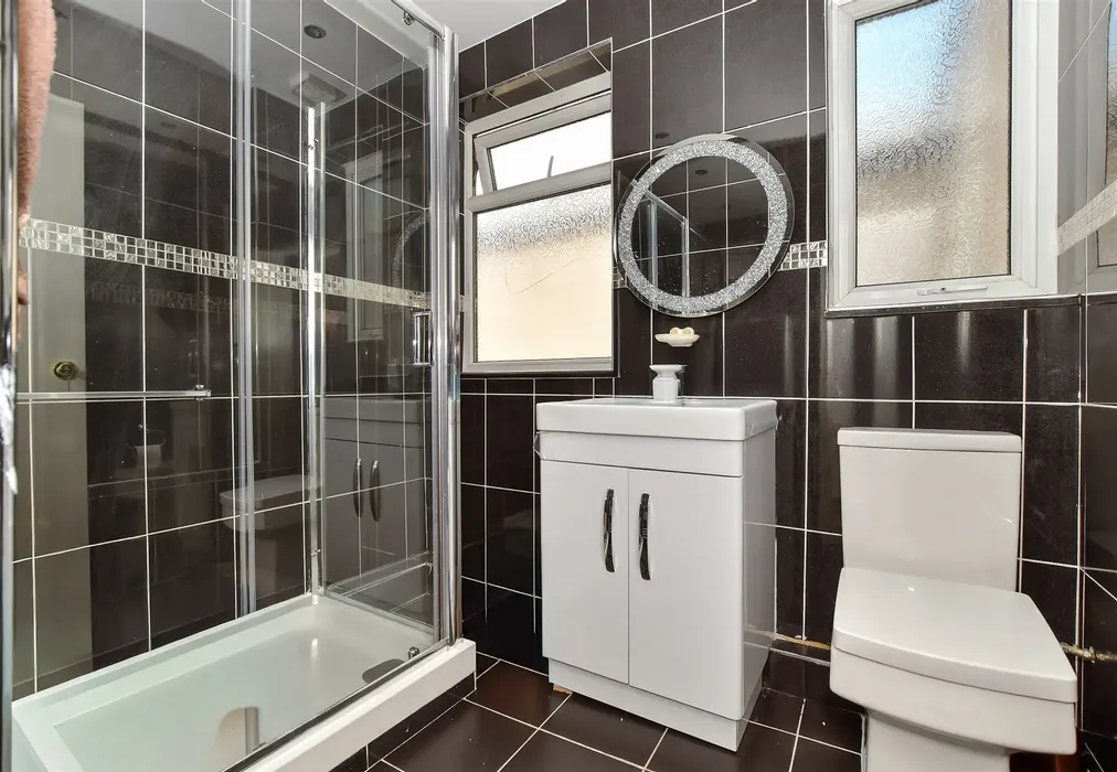Shower Room - Farmilo Road, Walthamstow - Wards of Kent