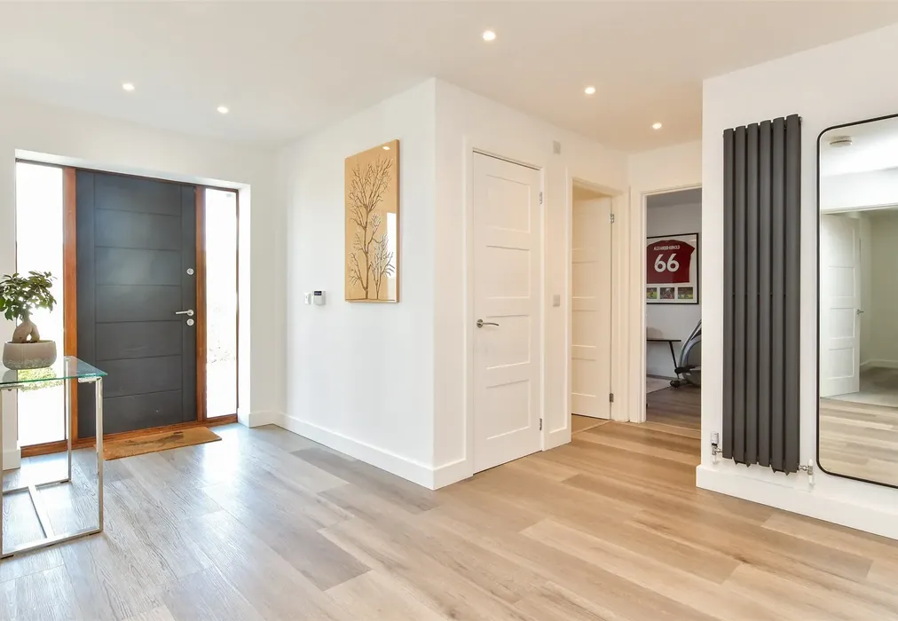 Entrance Hall - Millyard Crescent, Woodingdean, Brighton, East Sussex - Wards of Kent