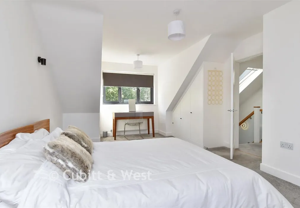 Bedroom 2 - Millyard Crescent, Woodingdean, Brighton, East Sussex - Wards of Kent