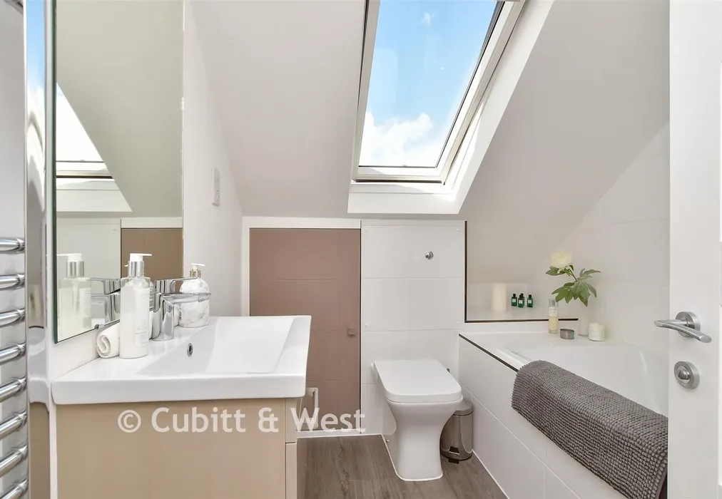 Bathroom - Millyard Crescent, Woodingdean, Brighton, East Sussex - Wards of Kent