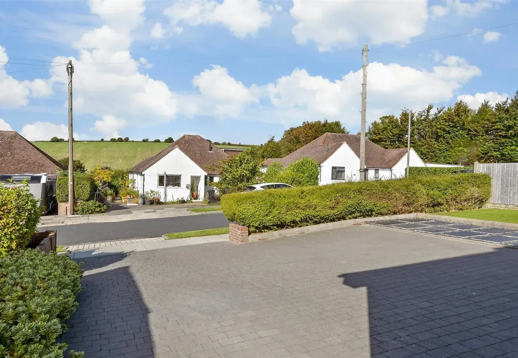 Driveway/Parking - Millyard Crescent, Woodingdean, Brighton, East Sussex - Wards of Kent