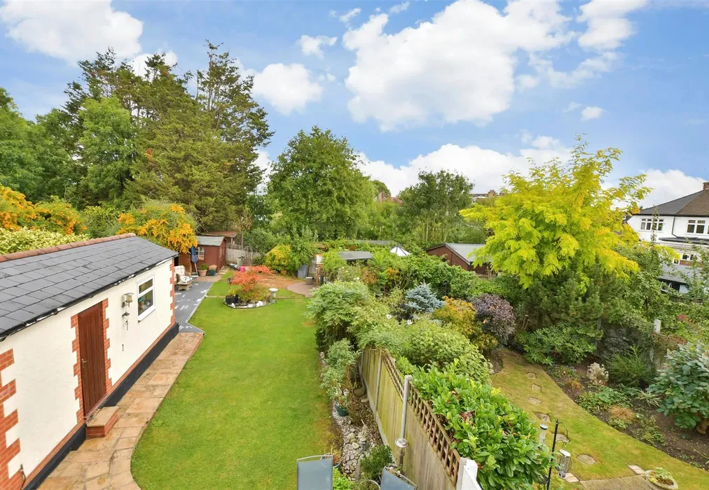 Rear Garden - Moreland Way, Chingford - Wards of Kent
