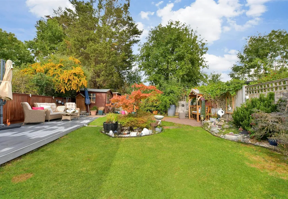 Rear Garden - Moreland Way, Chingford - Wards of Kent