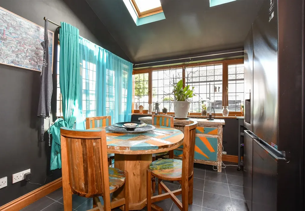 Breakfast Area - Broadway, Sandown, Isle of Wight - Wards of Kent