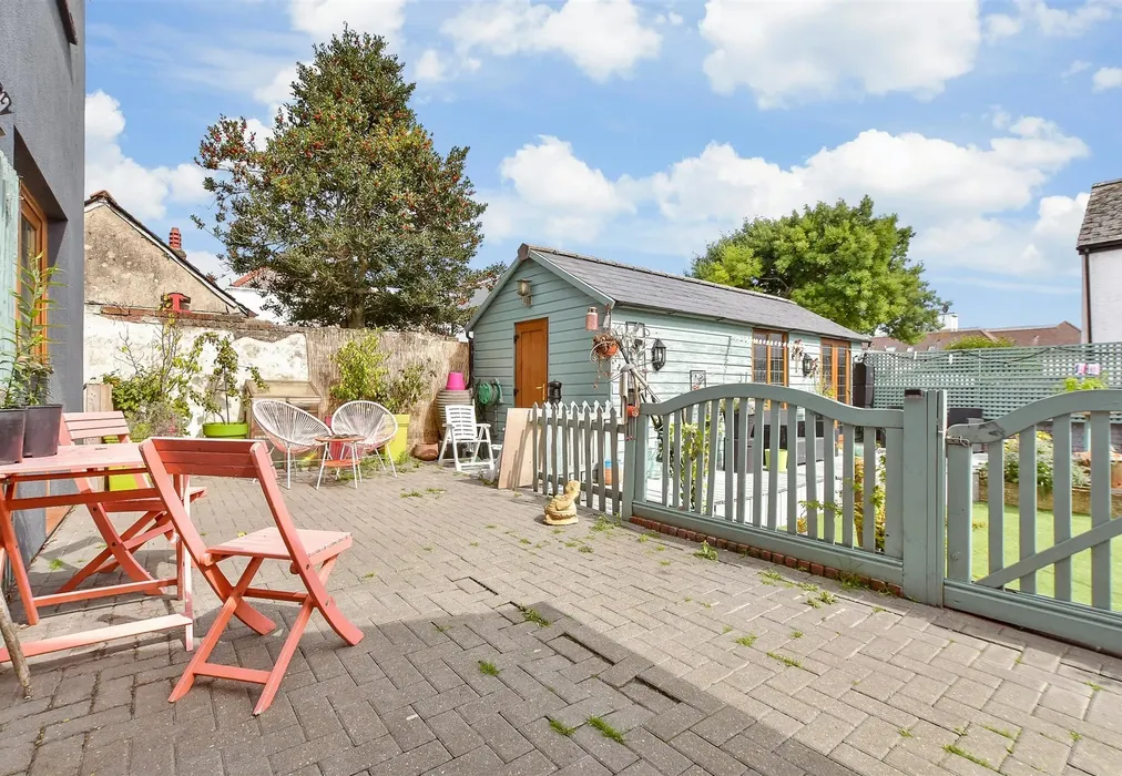 Patio / Decking - Broadway, Sandown, Isle of Wight - Wards of Kent