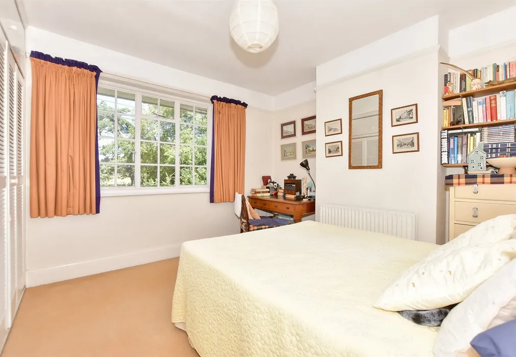 Bedroom 2 - Grange Road, Saltwood, Hythe, Kent - Wards of Kent