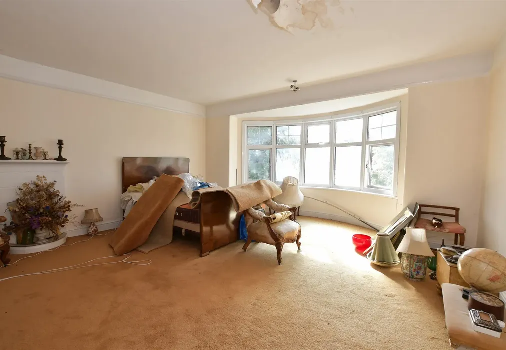 Bedroom 2 - Middle Street, Nazeing, Essex - Wards of Kent