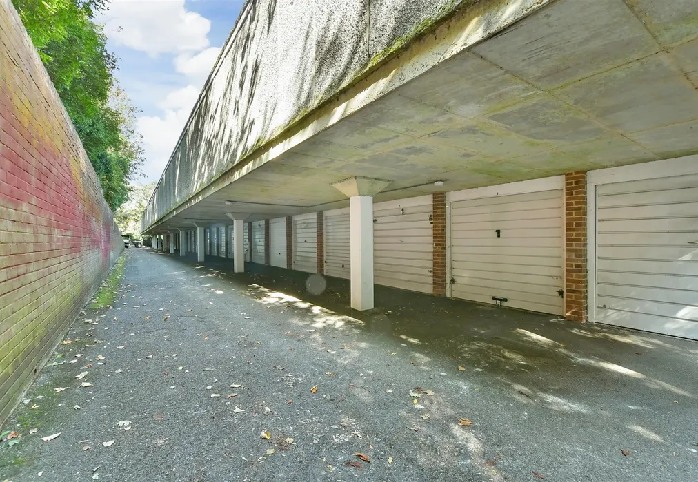 Garage - Basinghall Gardens, Sutton, Surrey - Wards of Kent