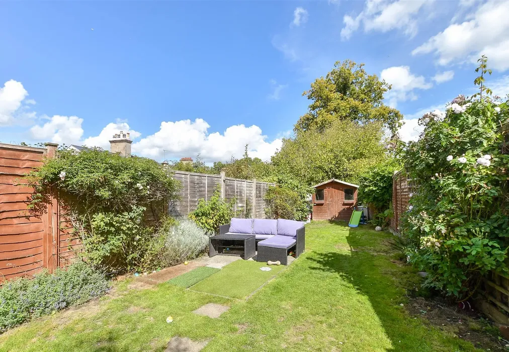 Rear Garden - Corseley Road, Groombridge, Tunbridge Wells, East Sussex - Wards of Kent
