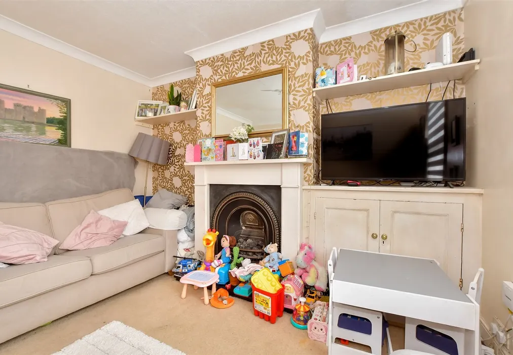 Lounge - Norton Road, Tunbridge Wells, Kent - Wards of Kent