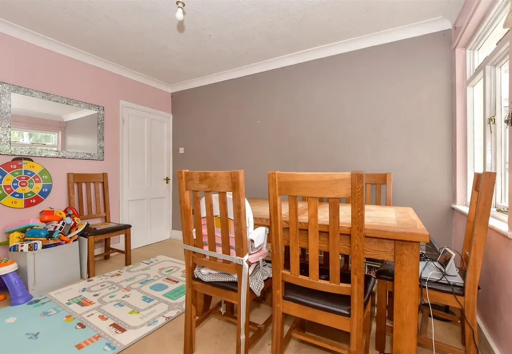 Dining Room - Norton Road, Tunbridge Wells, Kent - Wards of Kent
