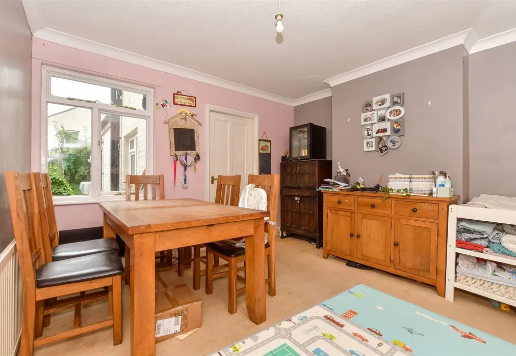 Dining Room - Norton Road, Tunbridge Wells, Kent - Wards of Kent