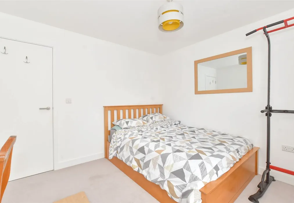 Bedroom 2 - William Penn Way, Chichester, West Sussex - Wards of Kent