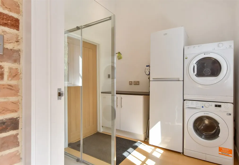 Utility Room - South Green, Sittingbourne, Kent - Wards of Kent
