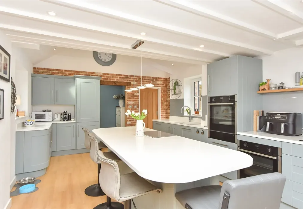 Kitchen/     Breakfast Area - South Green, Sittingbourne, Kent - Wards of Kent