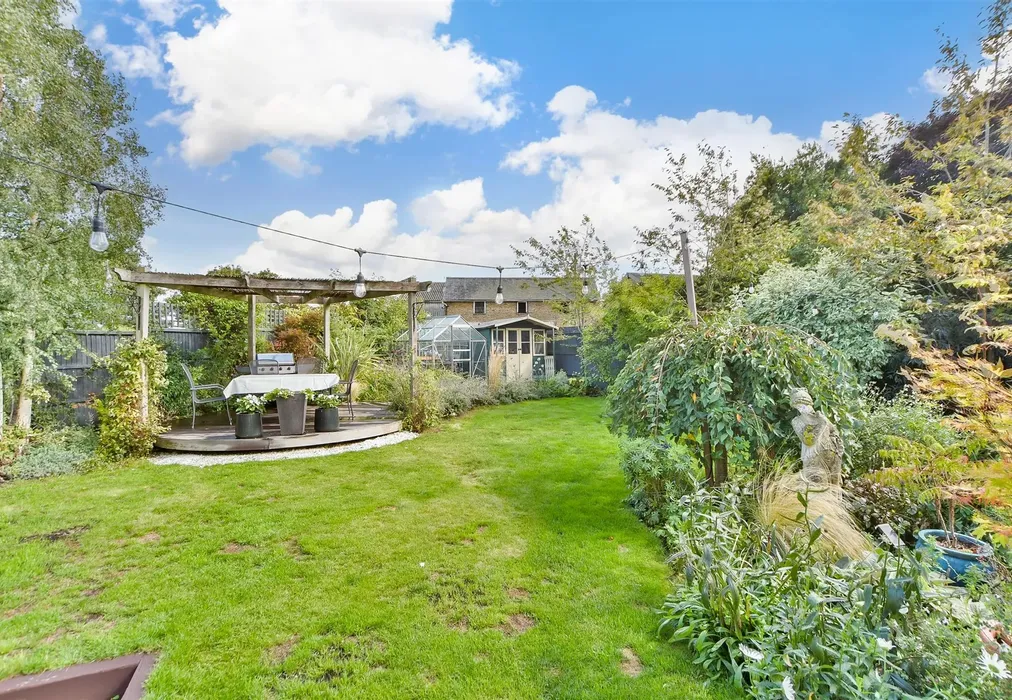 Rear Garden - South Green, Sittingbourne, Kent - Wards of Kent