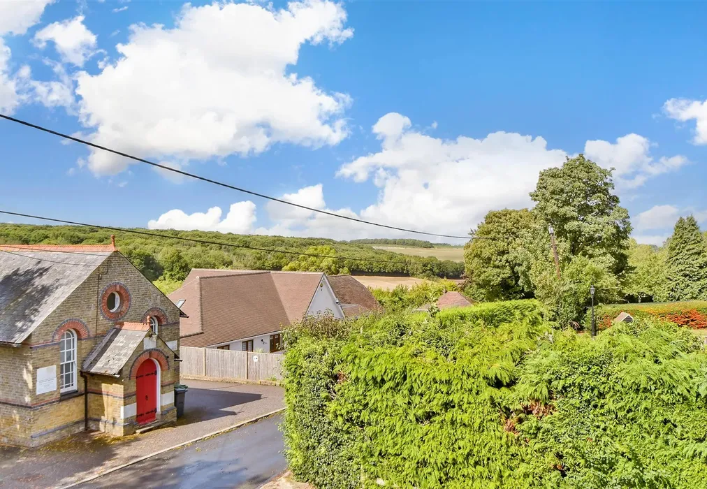 Views To Side - South Green, Sittingbourne, Kent - Wards of Kent