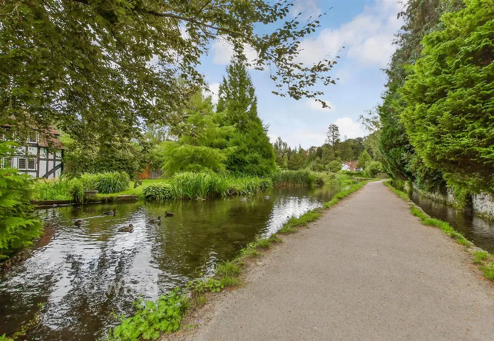 Surrounding Area - Mill Street, Loose, Maidstone, Kent - Wards of Kent