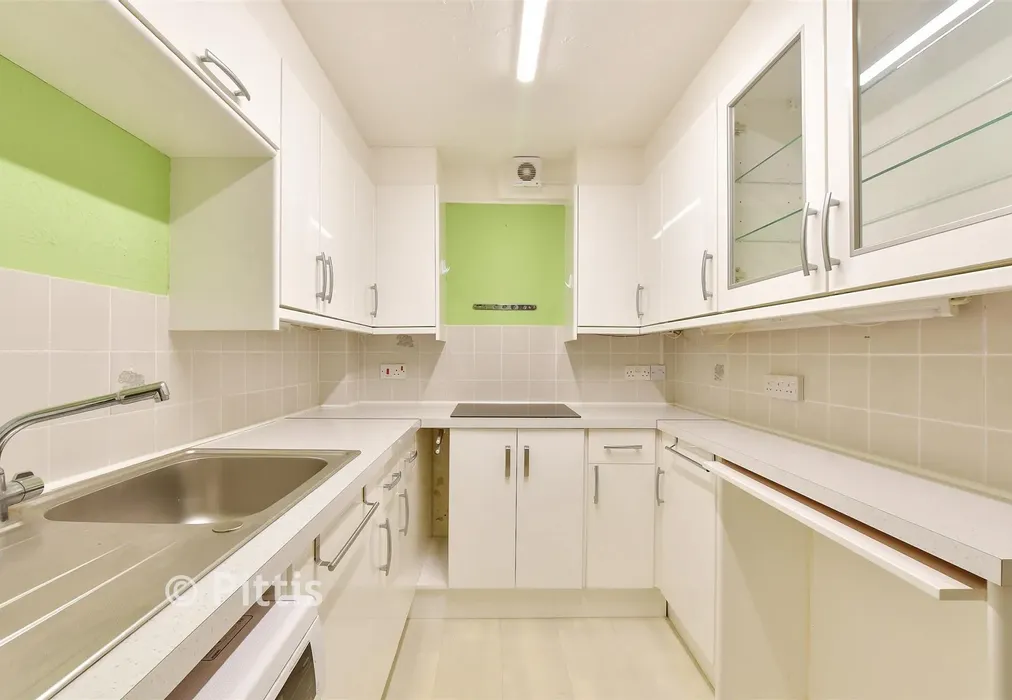 Kitchen - Sandown Road, Sandown, Isle of Wight - Wards of Kent