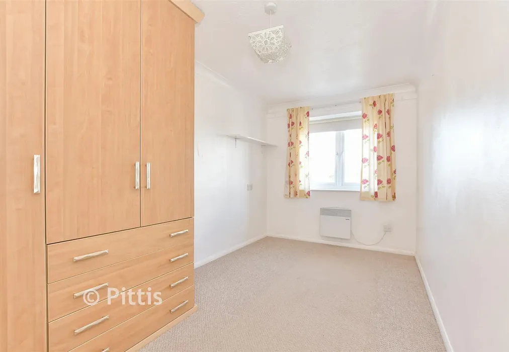 Bedroom 2 - Sandown Road, Sandown, Isle of Wight - Wards of Kent